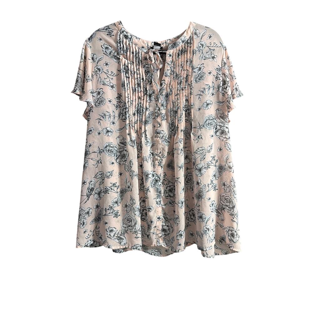 Torrid Women's Plus Size Pink Floral Tie Front Blouse Size 3 3X